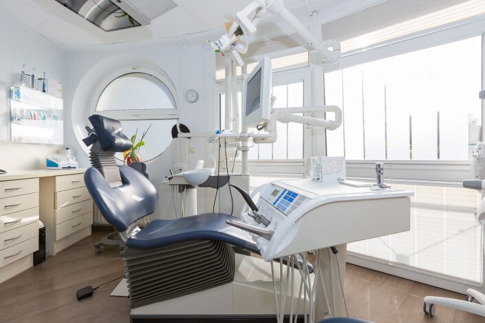 Zahnzentrum Rostock – Behandlungsraum 5