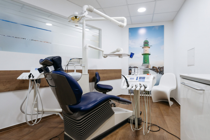 Zahnzentrum Rostock – Behandlungsraum 7